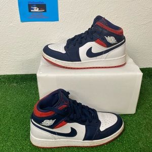 Nike Air Jordan 1 Mid SE